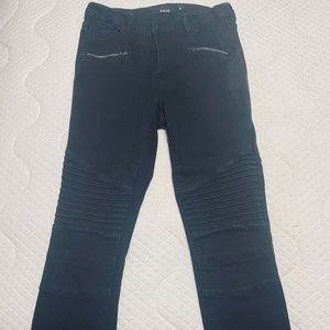 NWOT black skinny jeans